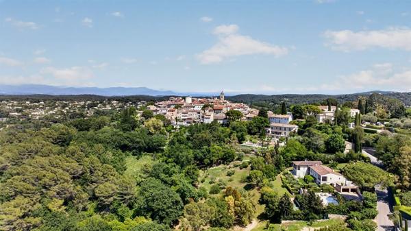 Vente Villa de luxe Mougins 7 Pièces 280 m²