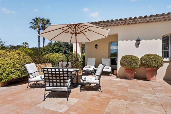 Vente Villa de luxe Mougins 7 Pièces 280 m²