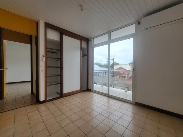 Appartement T4 entièrement climatisé – Centre-ville de Cayenne