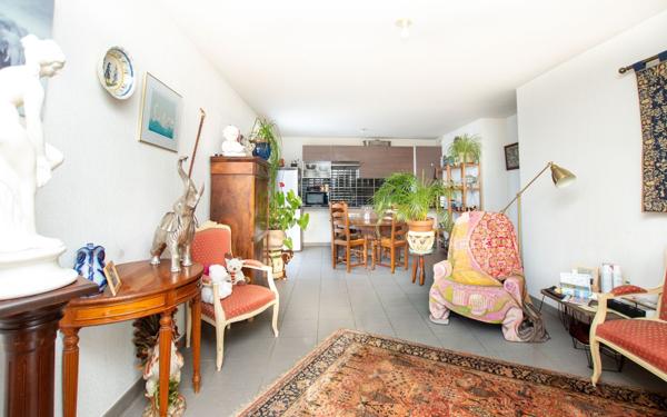 Appartement à vendre    3 pièces • 64 m2 Cugnaux