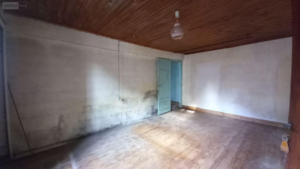 Maison à vendre à Virargues dans le Cantal (15300), ref : FG/2294