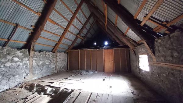 Maison à vendre à Virargues dans le Cantal (15300), ref : FG/2294