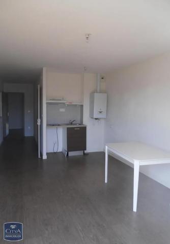 Appartement à louer 2 pièces 41.04m² Buzançais (36500)