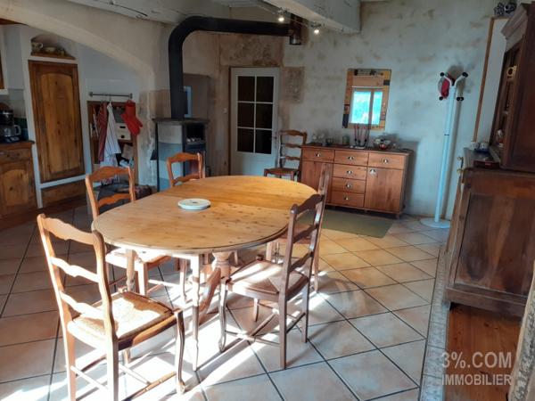 Corps de ferme rénové avec terrain Alboussière (07440)