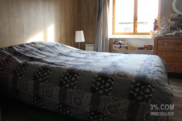 Corps de ferme rénové avec terrain Alboussière (07440)