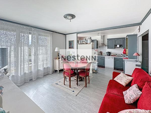 Appartement 3 pièces - balcon - ascenseur - parking.