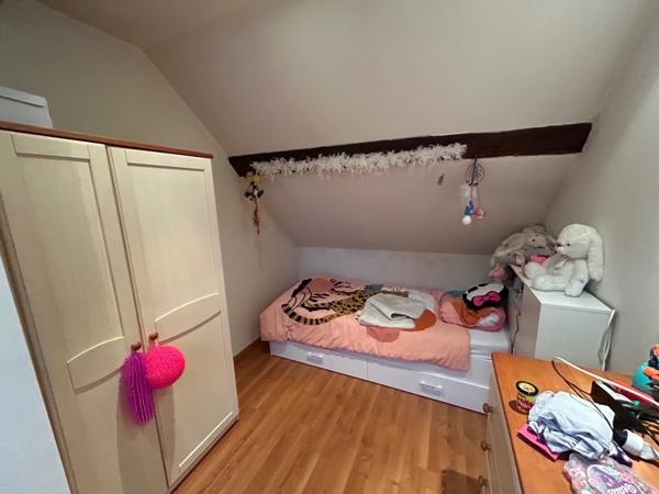 pont de beauvoisin a saisir! appartement en duplex 3 pièces 92 m2 (locataire en place)