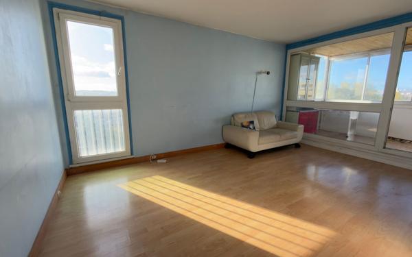 Appartement à vendre    3 pièces • 63 m2 Neuilly-Plaisance