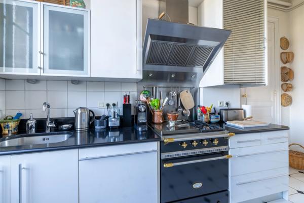 Appartement de caractère, 6 pièces, 133 m², Clermont-Ferrand centre avec jardin, balcon et garage