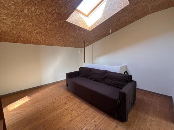 Maison à louer 570 € CC Mauzé-sur-le-Mignon 3 p 62 m² DPE D
