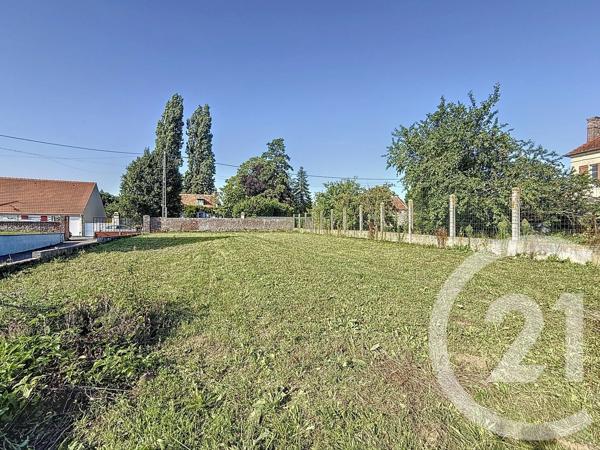 Terrain à vendre  830 m 2   MAREUIL LA MOTTE  - 60