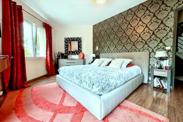 Maison d’architecte 274 m2 sur terrain de 2835 m2