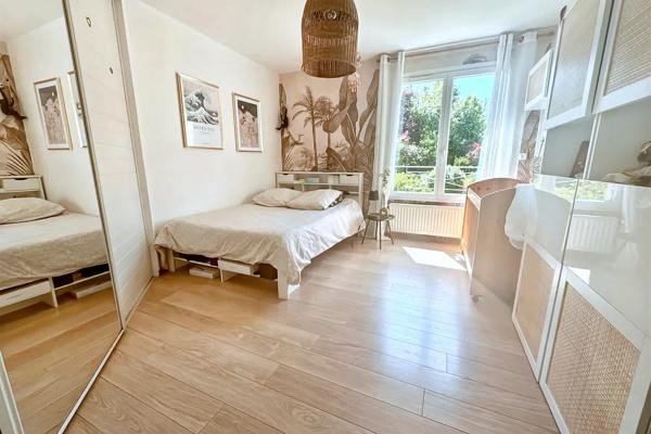 Maison d’architecte 274 m2 sur terrain de 2835 m2