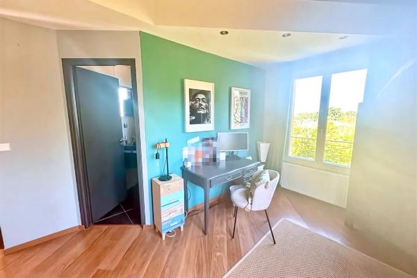 Maison d’architecte 274 m2 sur terrain de 2835 m2