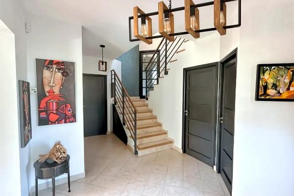 Maison d’architecte 274 m2 sur terrain de 2835 m2