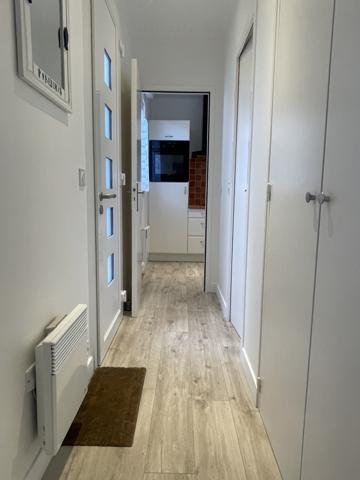 Fouesnant (29170) Charmant appartement indépendant / petite maison au cœur de Beg Meil (Fouesnant)