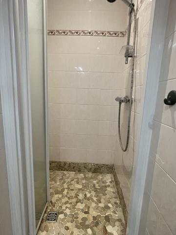 Fouesnant (29170) Charmant appartement indépendant / petite maison au cœur de Beg Meil (Fouesnant)