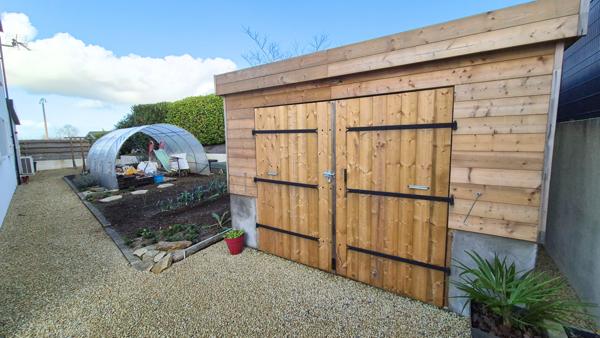 Saint-Yvi (29140) Concarneau Proche MAISON ULTRA MODERNE DE 7 PIECES PRINCIPALES SUR 545 M²