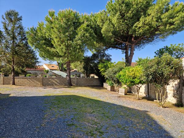 17690 ANGOULINS Maison centre bourg d'Angoulins