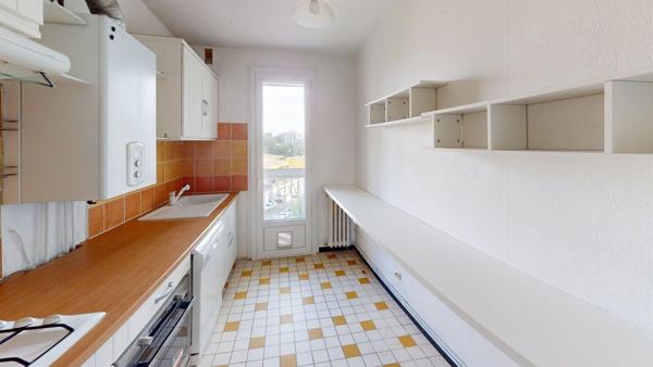 Montpellier (34000) Agréable appartement FF4 partiellement meublé
