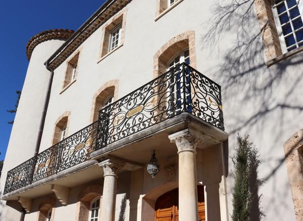 Vente Château Lorgues 15 Pièces 900 m²