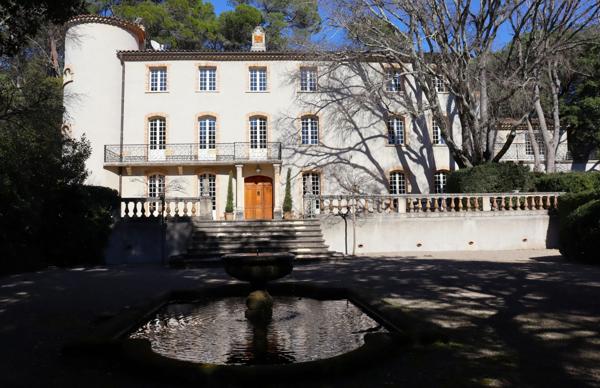 Vente Château Lorgues 15 Pièces 900 m²