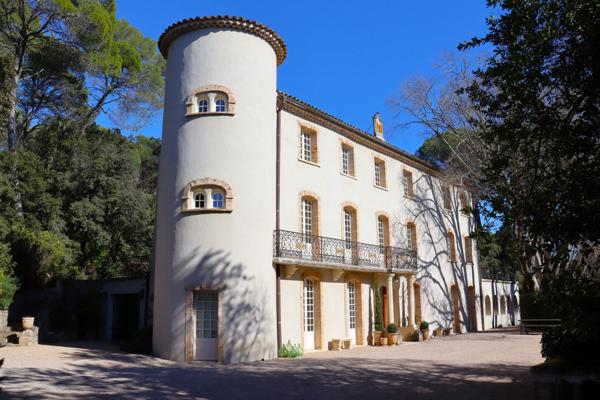 Vente Château Lorgues 15 Pièces 900 m²