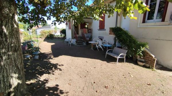 MAISON AVEC SOUS-SOL ET TERRAIN