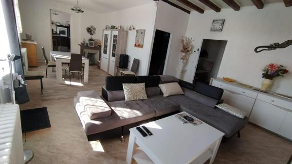 MAISON AVEC SOUS-SOL ET TERRAIN