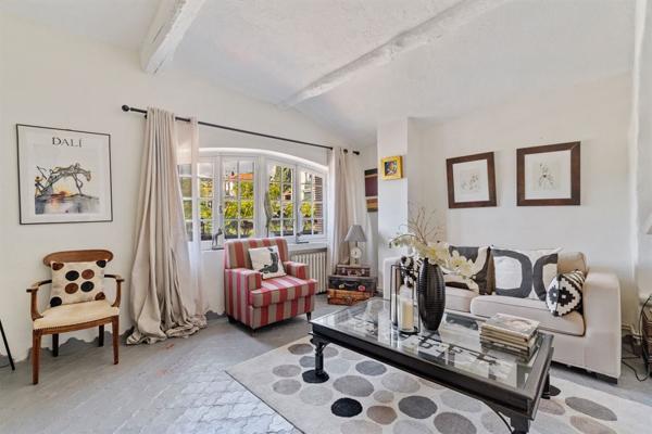Vente Maison de maître Biot 10 Pièces 400 m²