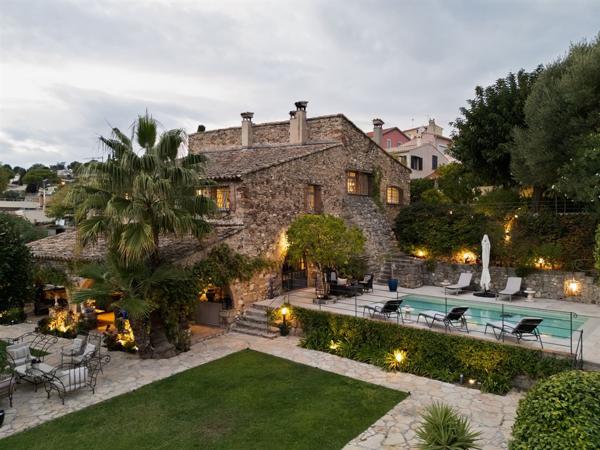 Vente Maison de maître Biot 10 Pièces 400 m²