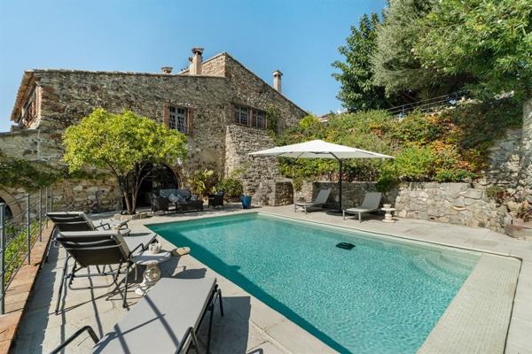 Vente Maison de maître Biot 10 Pièces 400 m²