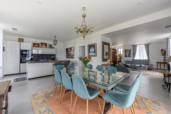 Vente Maison de luxe Saint-Pierre-Quiberon 8 Pièces 220 m²