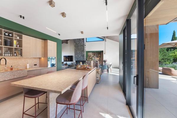 Vente Maison de luxe Viry 8 Pièces 253 m²