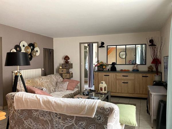 Immeuble à Prayssac 2 appartements loués avec terrasses