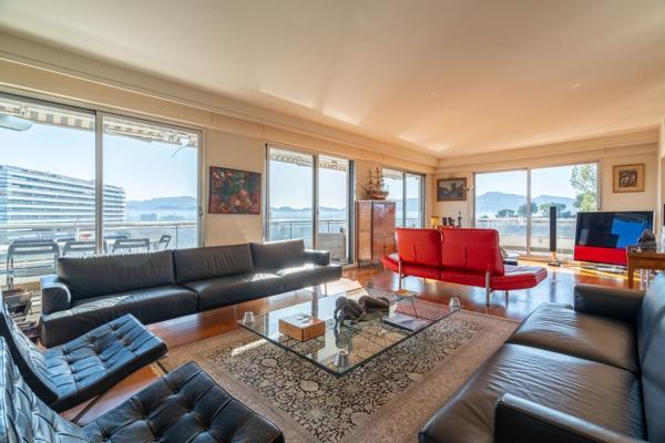 Vente Appartement de luxe Marseille 8 7 Pièces 230 m²