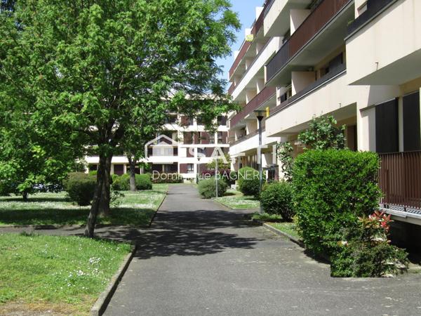 TARBES Ouest, agréable T4 d'env 90m² (81m² loi carrez + 8m² de balcon)