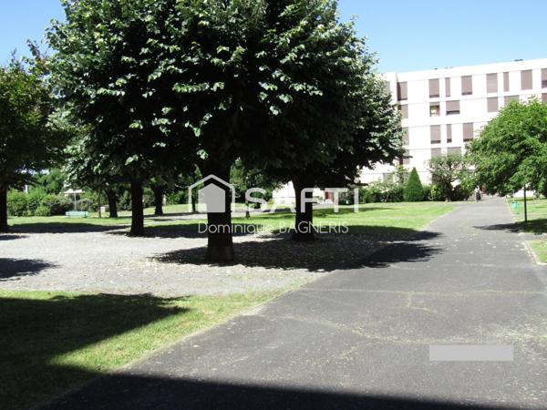 TARBES Ouest, agréable T4 d'env 90m² (81m² loi carrez + 8m² de balcon)