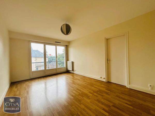 Appartement à louer 2 pièces 39.61m² Chartres (28000)