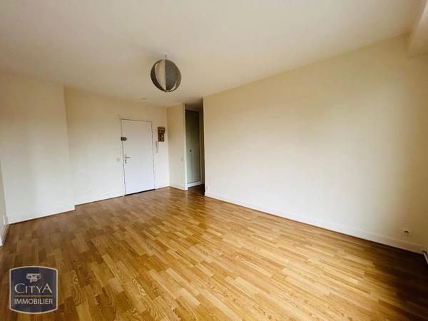 Appartement à louer 2 pièces 39.61m² Chartres (28000)