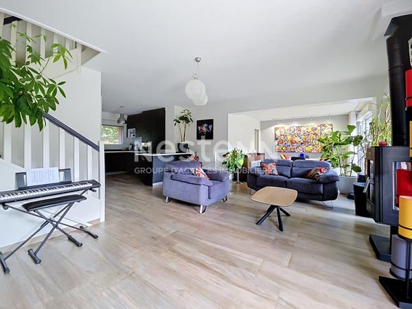 BOIS-D'ARCY  Maison expo SUD-OUEST de 127 m² avec 2 suites parentales dont une en RDC