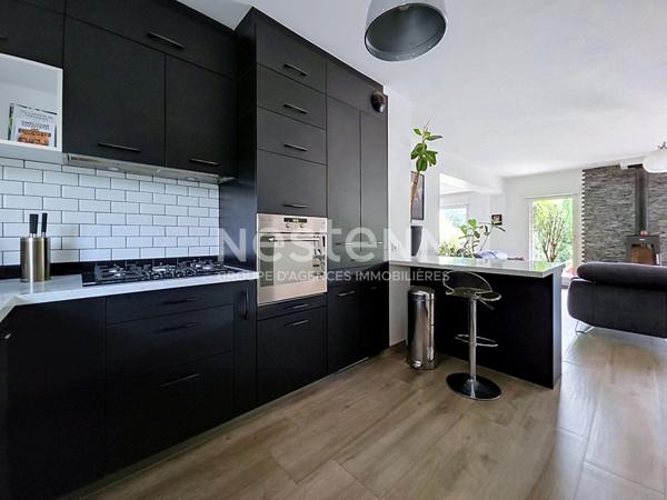 BOIS-D'ARCY  Maison expo SUD-OUEST de 127 m² avec 2 suites parentales dont une en RDC