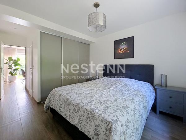 BOIS-D'ARCY  Maison expo SUD-OUEST de 127 m² avec 2 suites parentales dont une en RDC