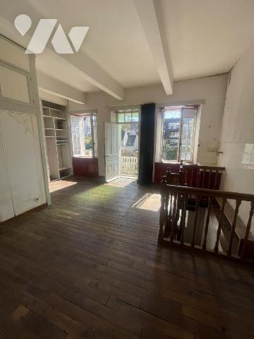 LE BONO - Emplacement exceptionnel, appartement en duplex avec vue sur le port du Bono.