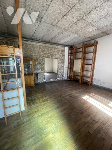 LE BONO - Emplacement exceptionnel, appartement en duplex avec vue sur le port du Bono.