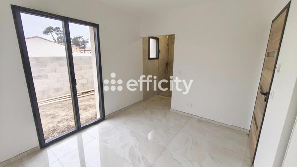 Maison
         4 pièces
        - 95 m²