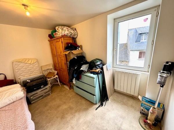 Maison en pierres + dépendance