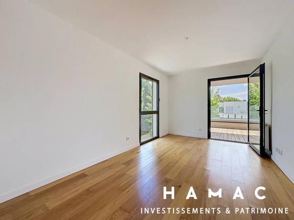 Tassin-le-bourg - Maison 174m2 - 603m2 de terrain - Piscine - Double Garage