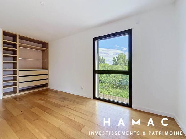 Tassin-le-bourg - Maison 174m2 - 603m2 de terrain - Piscine - Double Garage