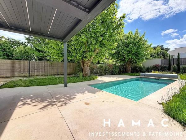 Tassin-le-bourg - Maison 174m2 - 603m2 de terrain - Piscine - Double Garage